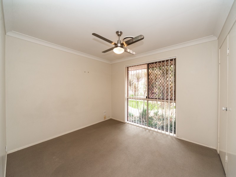 19 Crampton Court, Parkwood QLD 4214