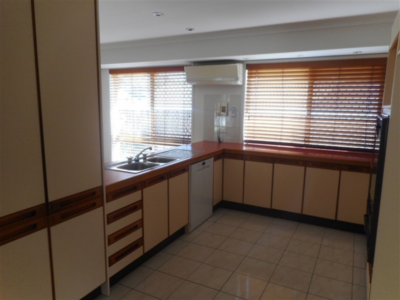 36 Parkwood Boulevard, Parkwood QLD 4214