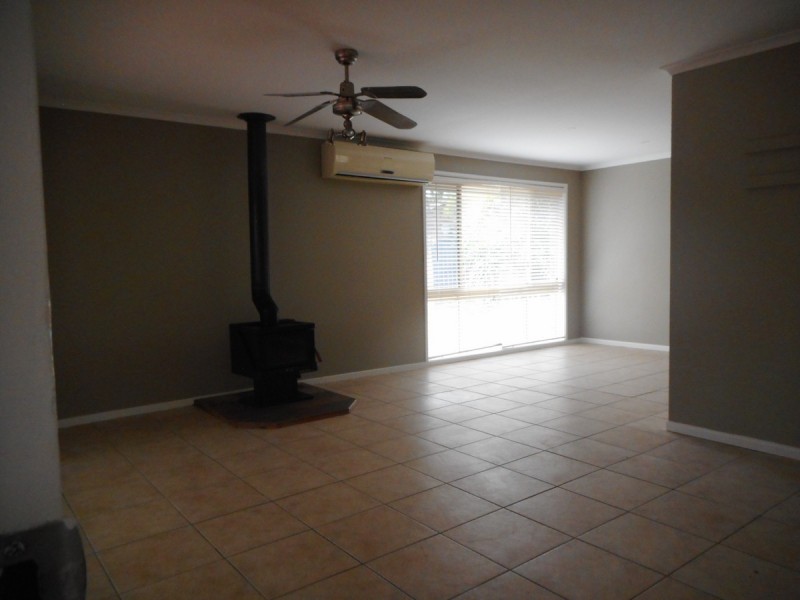 53 Clubhouse Drive, Arundel QLD 4214