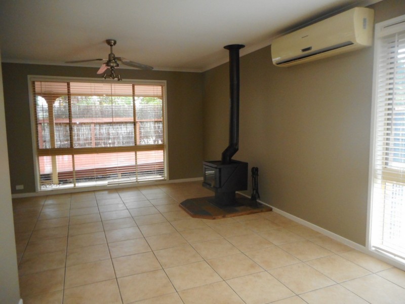 53 Clubhouse Drive, Arundel QLD 4214