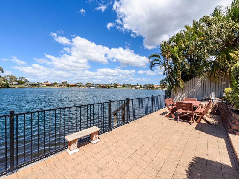 64 Burrendong Road, Coombabah QLD 4216