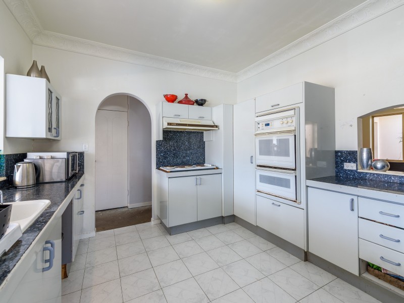 340 Bayview Street, Hollywell QLD 4216