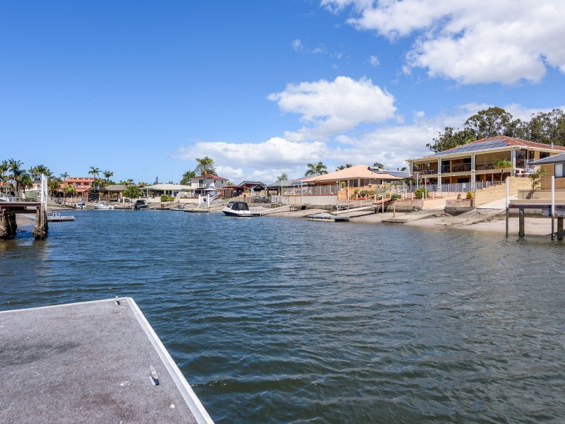 340 Bayview Street, Hollywell QLD 4216