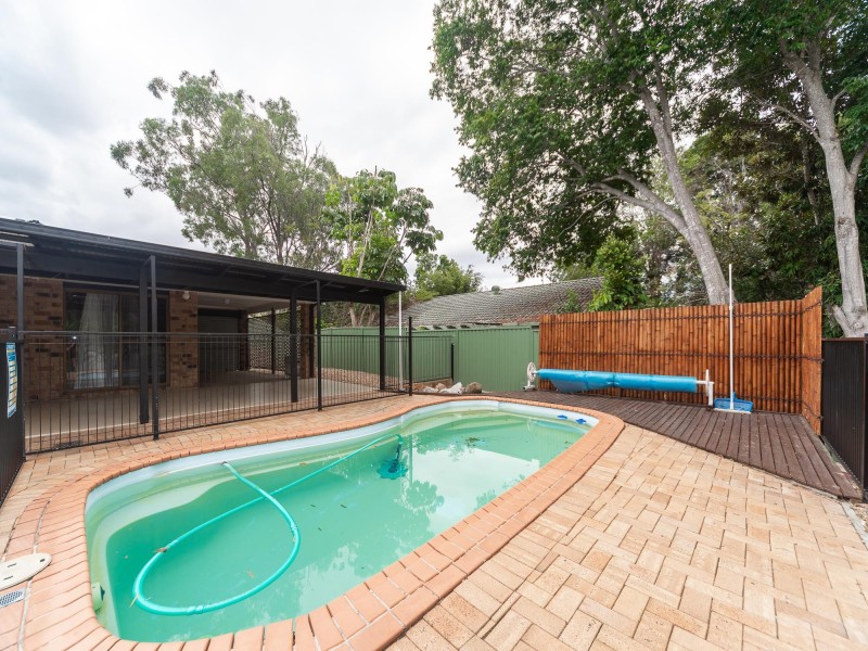 15 Rosedale Place, Helensvale QLD 4212