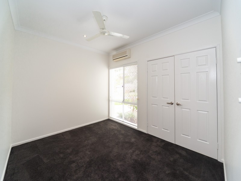 26 Pearson Close, Arundel QLD 4214