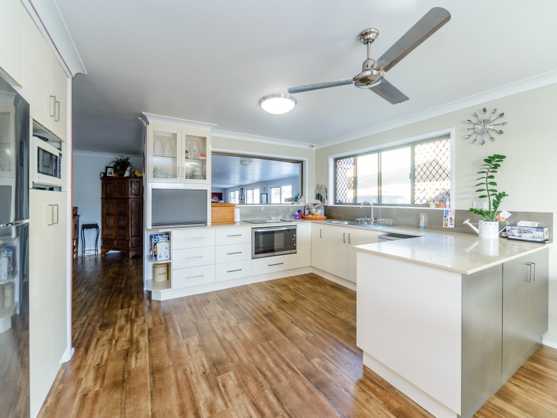 382 Bayview Street, Hollywell QLD 4216