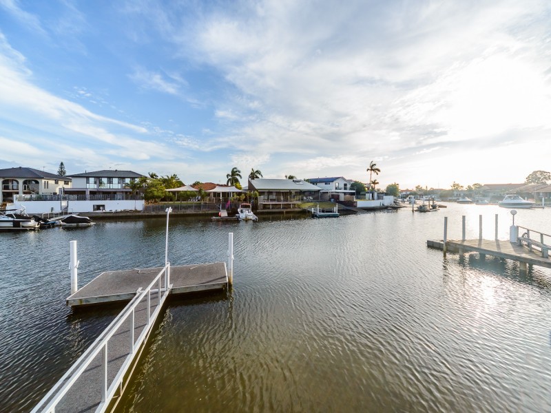 382 Bayview Street, Hollywell QLD 4216