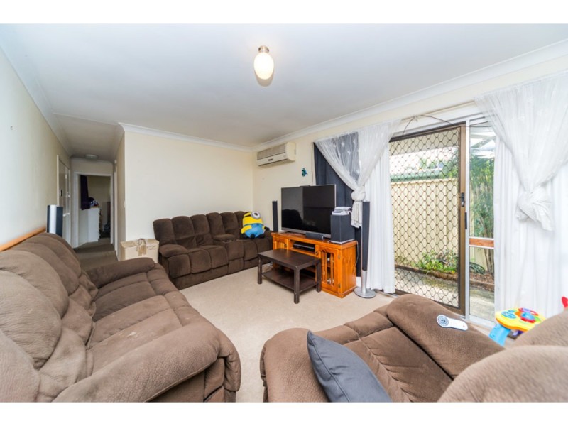 44 Ashgrove Avenue, Runaway Bay QLD 4216