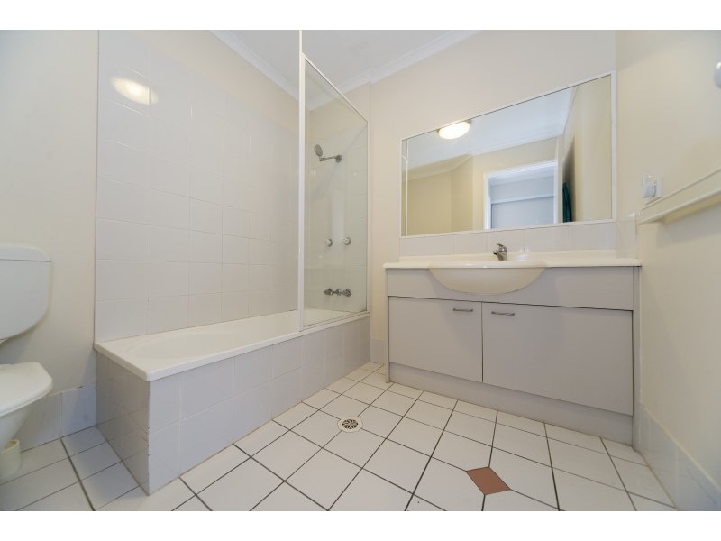 55/643 Pine Ridge Road, Biggera Waters QLD 4216