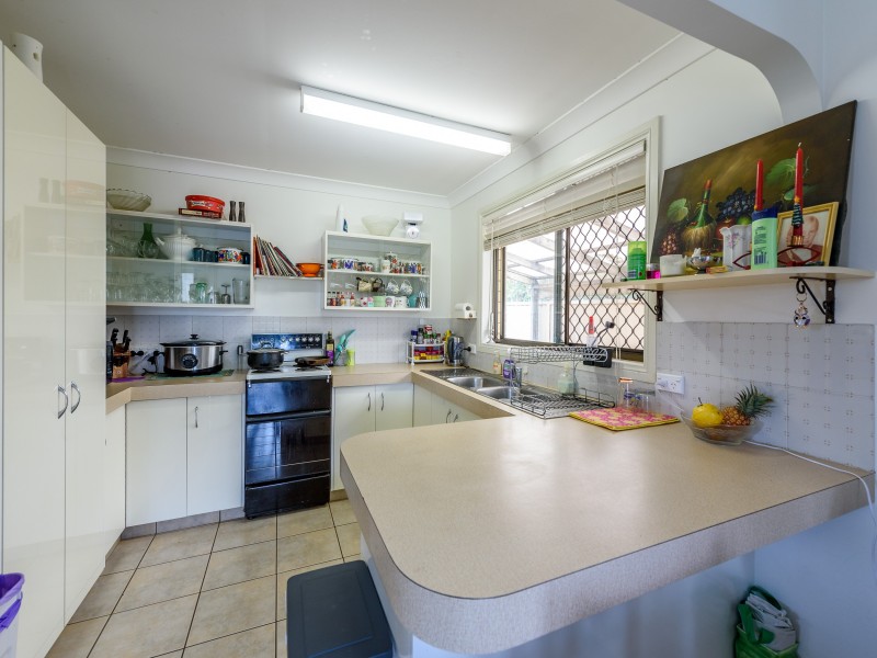 2/14 Maiala Close, Paradise Point QLD 4216