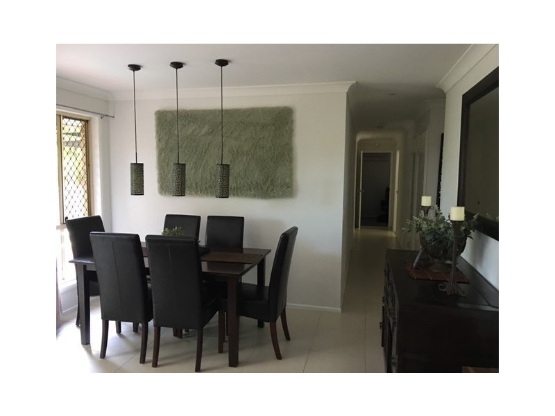 15 Western Way, Oxenford QLD 4210