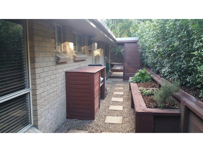 15 Western Way, Oxenford QLD 4210