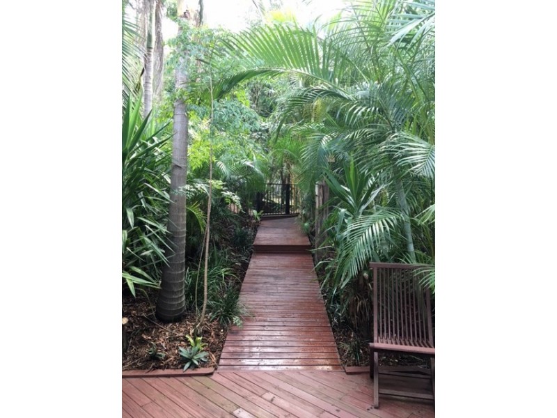 15 Western Way, Oxenford QLD 4210