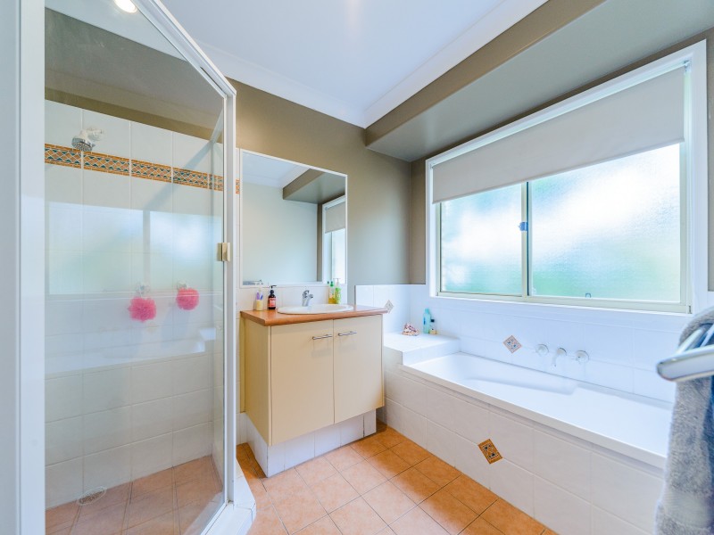 5 O’Brien Court, Arundel QLD 4214