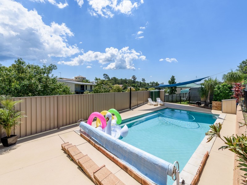 11 Maui Crescent, Oxenford QLD 4210