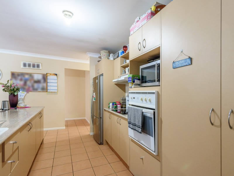 105 Henry Cotton Drive, Parkwood QLD 4214