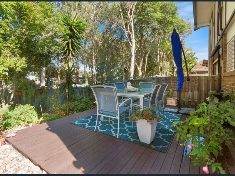 1/17 Eurimbula Court, Paradise Point QLD 4216