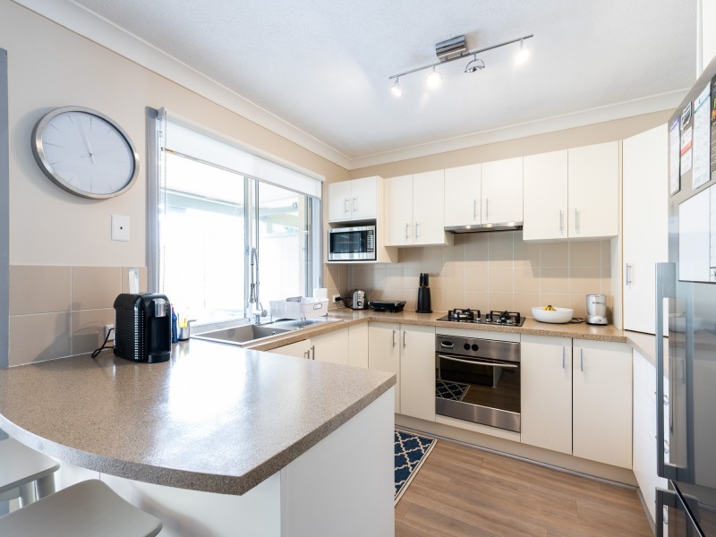 38/469 Pine Ridge Road, Runaway Bay QLD 4216