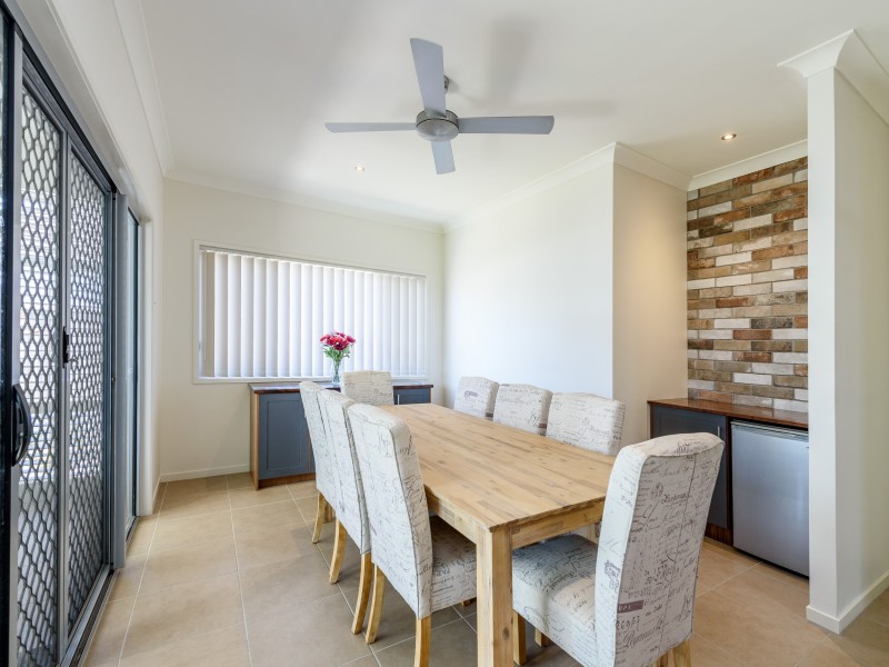 23 Rhodium Crescent, Hope Island QLD 4212