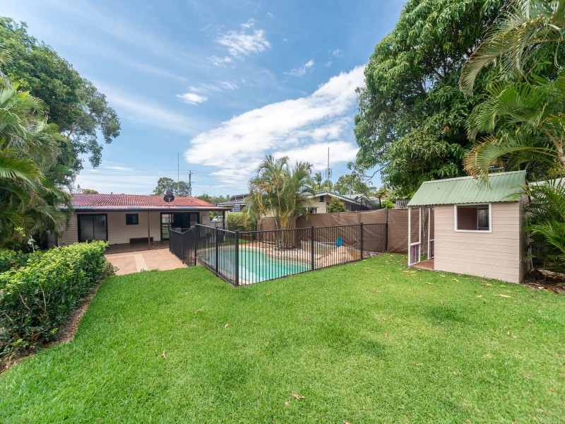 74 Central Street, Labrador QLD 4215