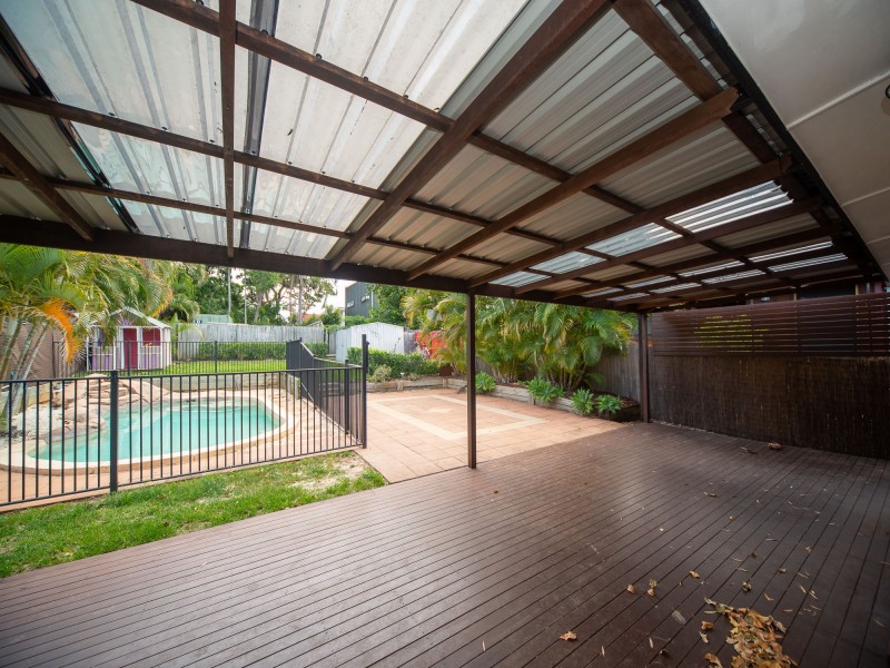 74 Central Street, Labrador QLD 4215