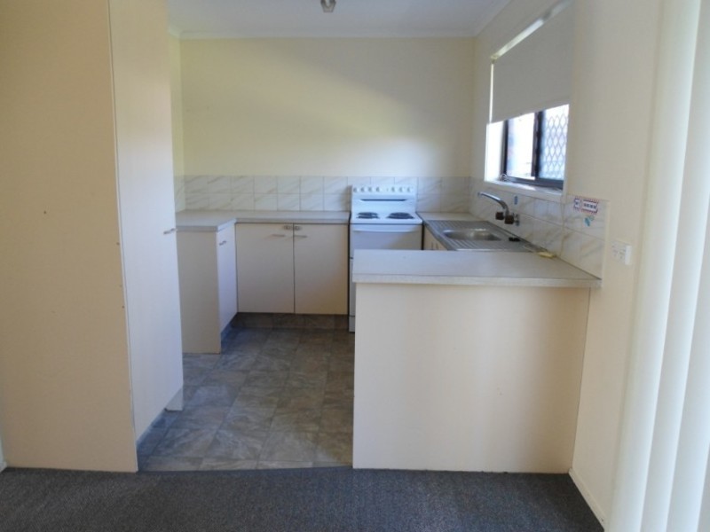9 Melbourne Road, Arundel QLD 4214
