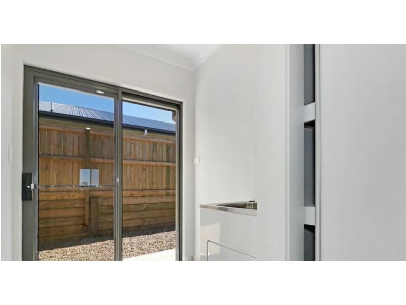 1 Adelaide Crescent, Ormeau Hills QLD 4208