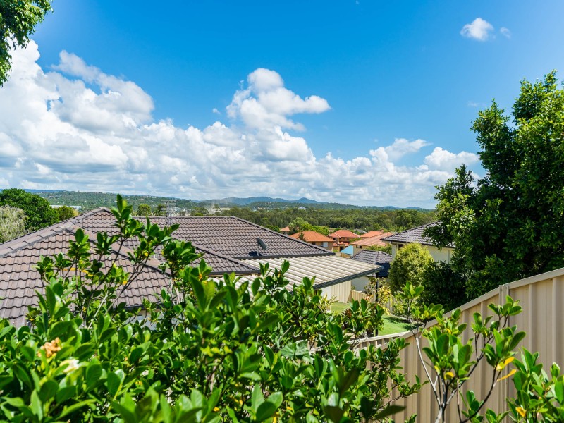 30 Tiger Drive, Arundel QLD 4214
