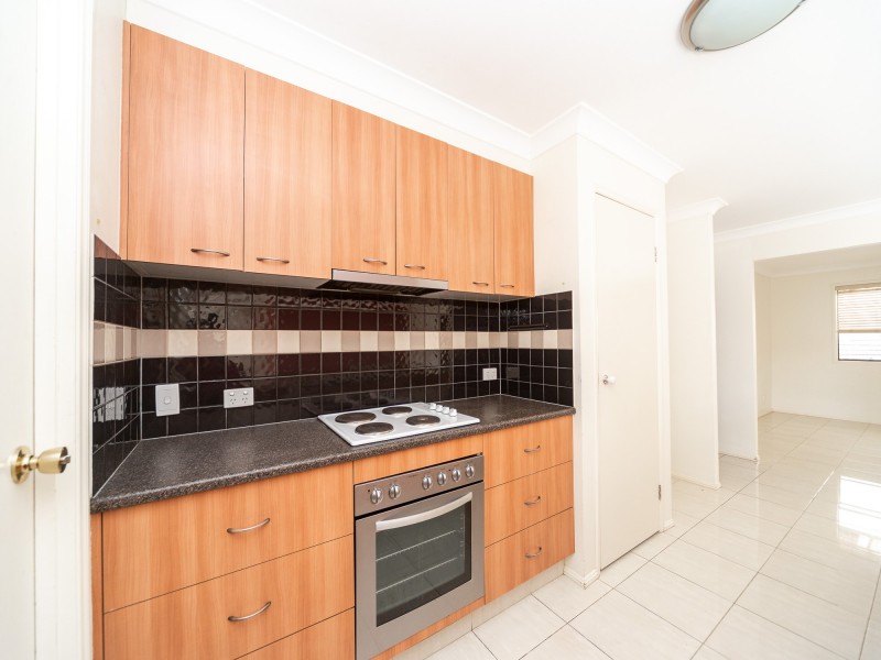 15 Sheffield Circuit, Pacific Pines QLD 4211