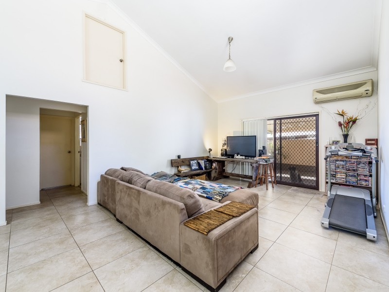 2/142 Oxley Drive, Paradise Point QLD 4216