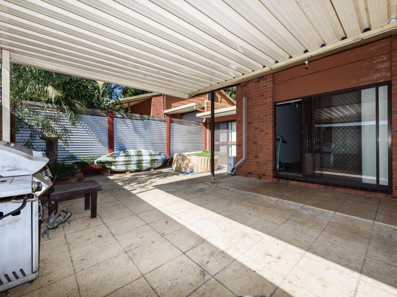 2/142 Oxley Drive, Paradise Point QLD 4216