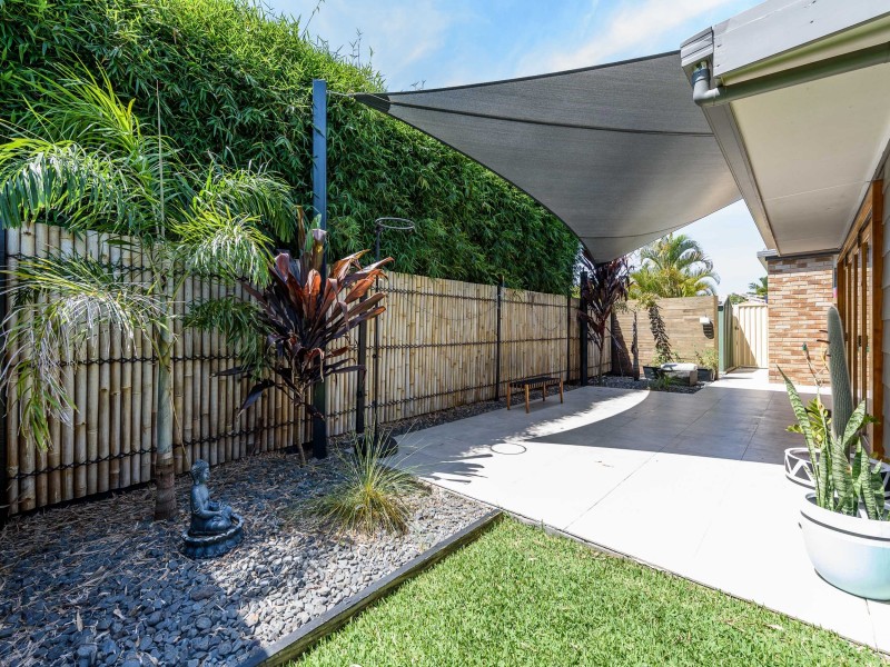 16 Rosswood Court, Helensvale QLD 4212