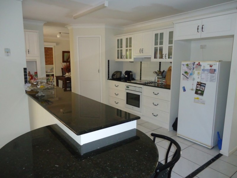 105 Parkwood Boulevarde, Parkwood QLD 4214