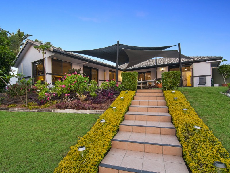 2 Glenwater Crescent, Helensvale QLD 4212