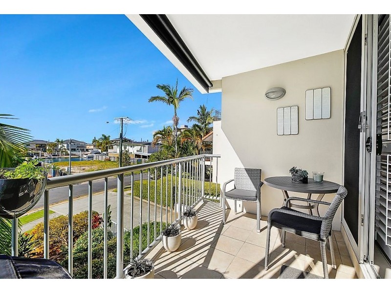 6/18 Canal Avenue, Runaway Bay QLD 4216
