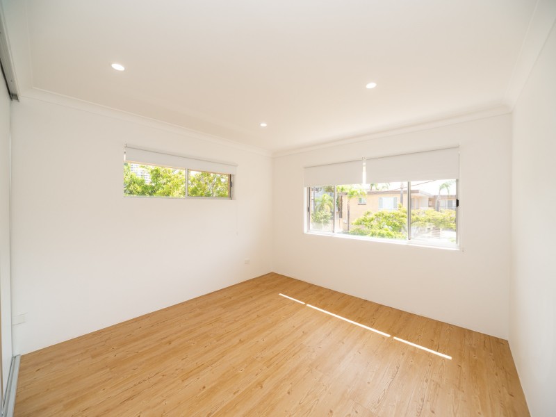 4/17 Madang Crescent, Runaway Bay QLD 4216