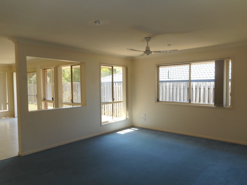 10 Dean Court, Upper Coomera QLD 4209