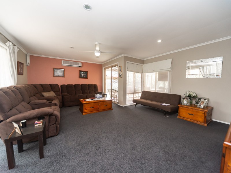 9 Bexley Place, Helensvale QLD 4212