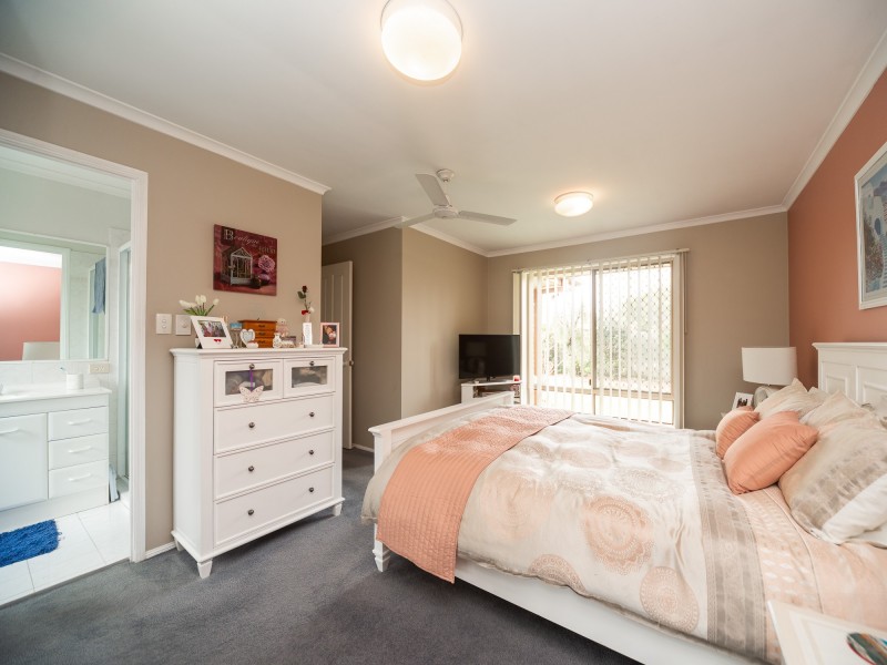 9 Bexley Place, Helensvale QLD 4212