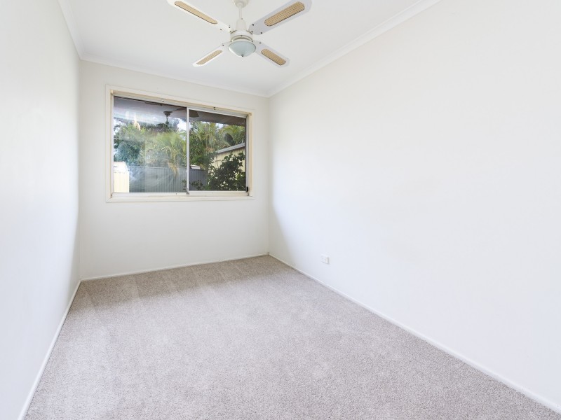 13 Jacaranda Avenue, Hollywell QLD 4216