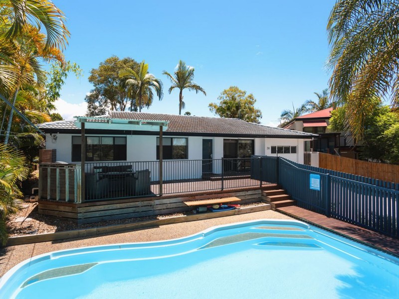 38 Babirra Street, Hope Island QLD 4212
