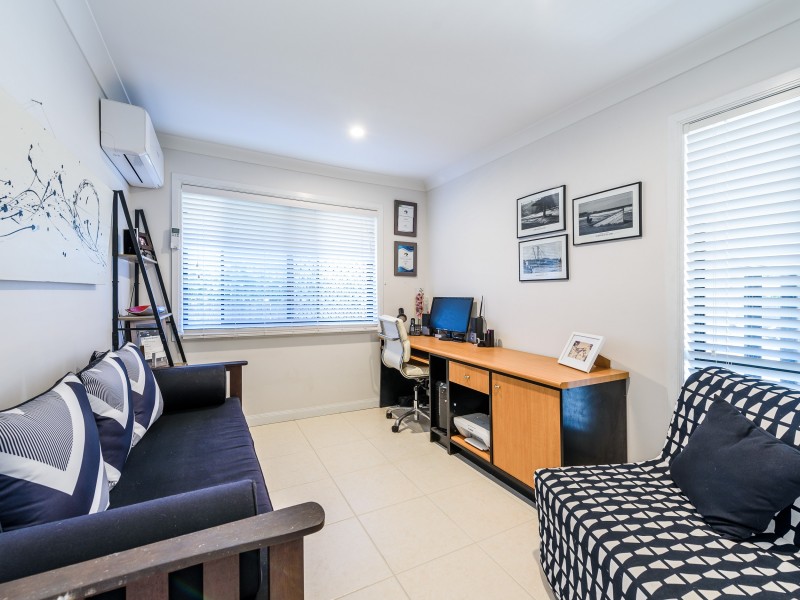 2/34 Donald Avenue, Paradise Point QLD 4216