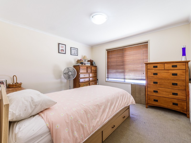 12 Ashford Road, Helensvale QLD 4212