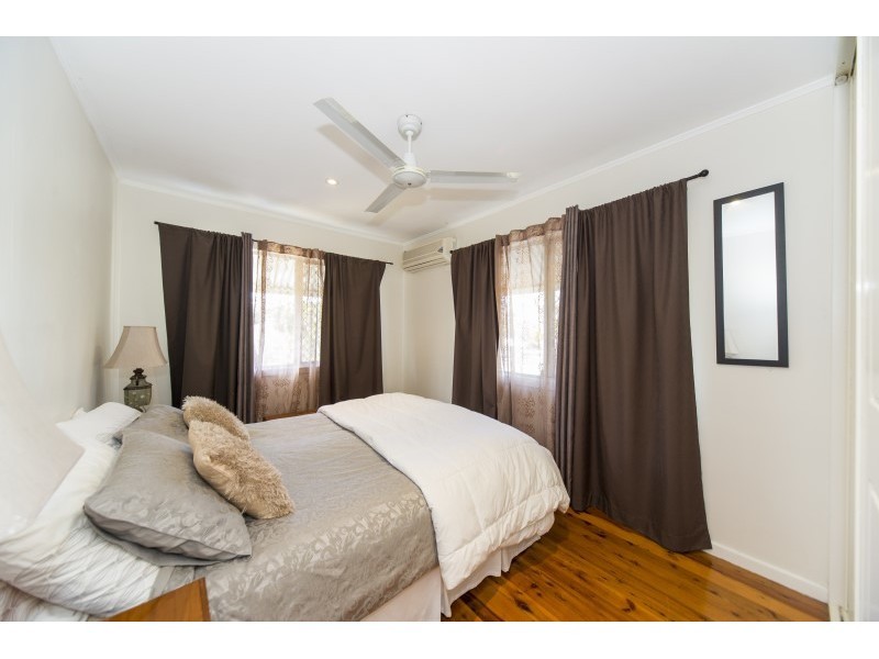 148 Muir Street, Labrador QLD 4215