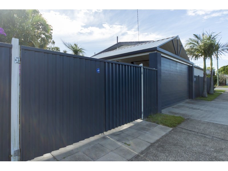 148 Muir Street, Labrador QLD 4215