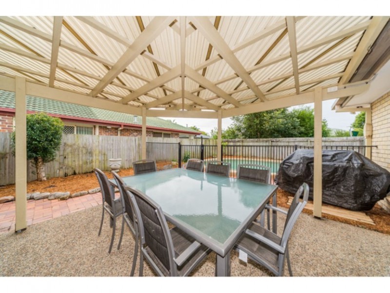 27 Anchorage Way, Biggera Waters QLD 4216