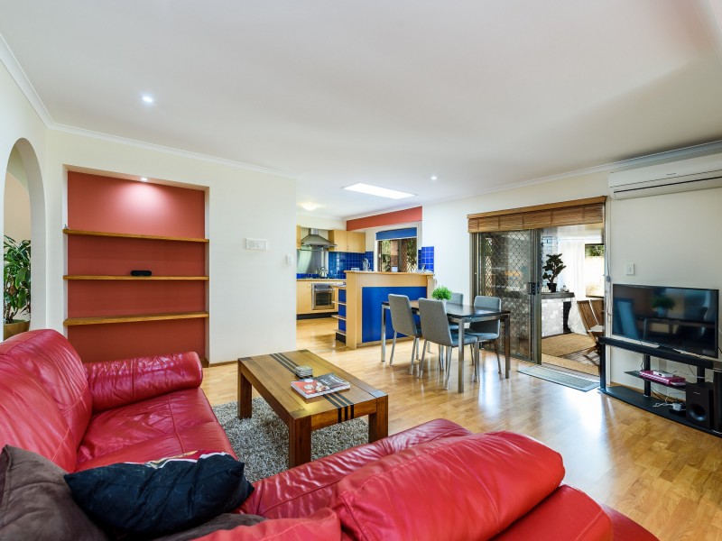 4 Pampas Court, Hollywell QLD 4216