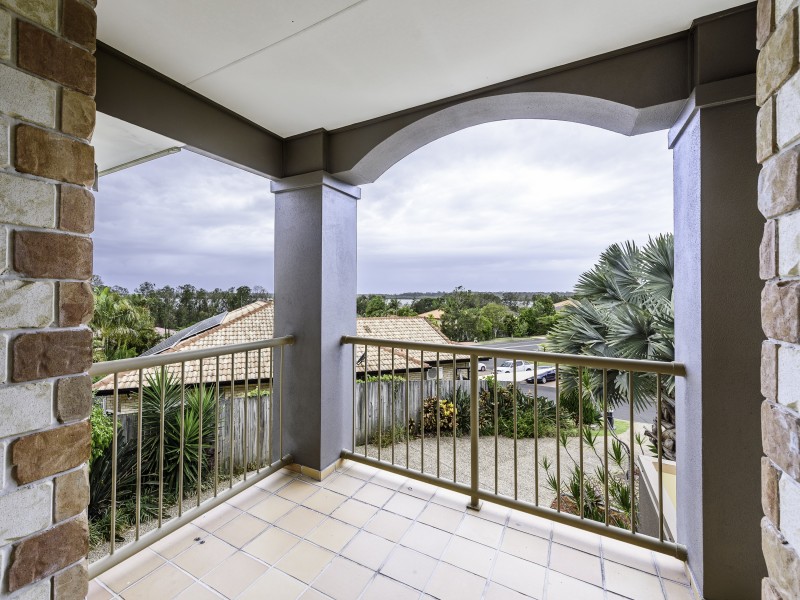 3 Moonda Court, Helensvale QLD 4212