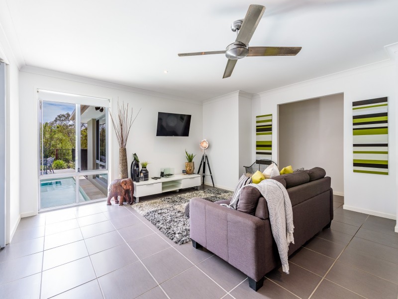 14 Lillypilly Court, Helensvale QLD 4212