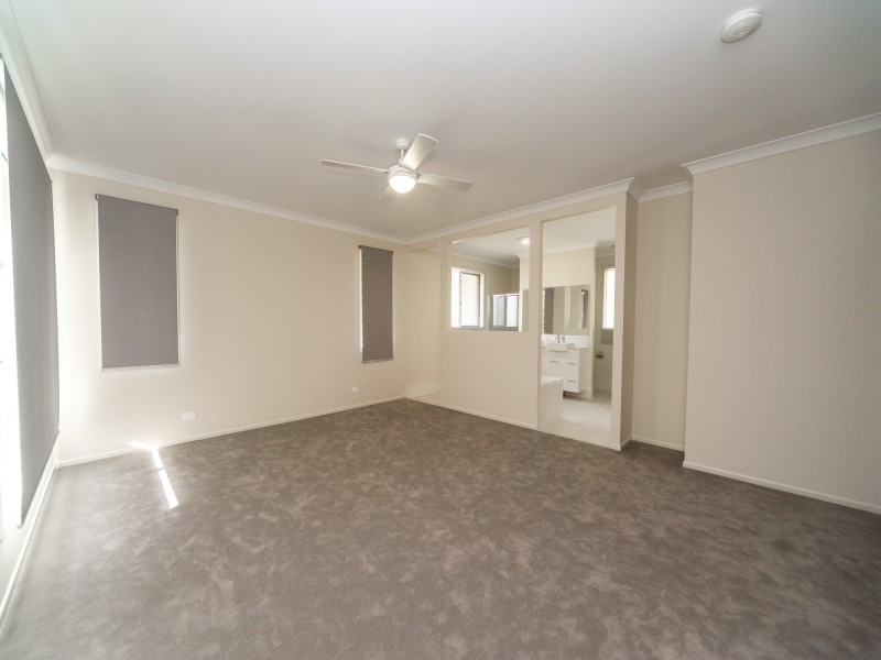 14 Shepparton Road, Helensvale QLD 4212